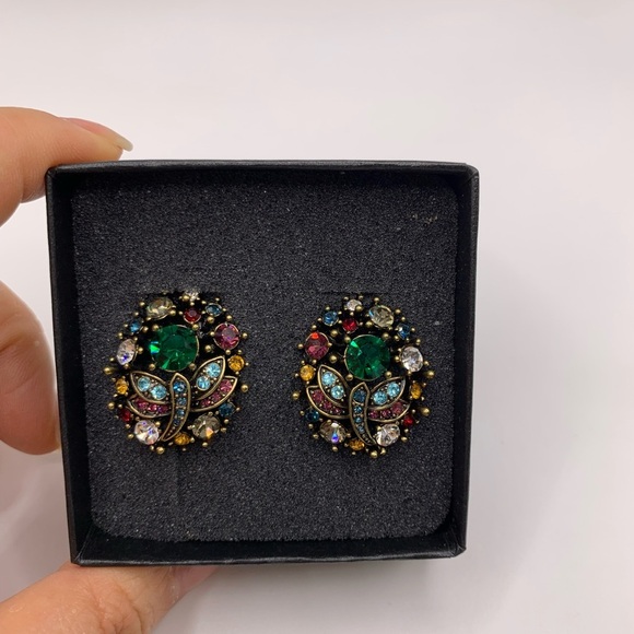 Gorgeous Heidi Daus multicoloured crystal clip on earrings - Picture 10 of 14